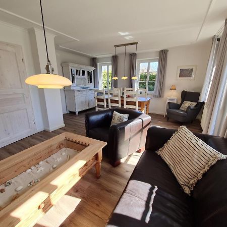 Ferienhaus Ellen, Eg Whg Utersum Esterno foto