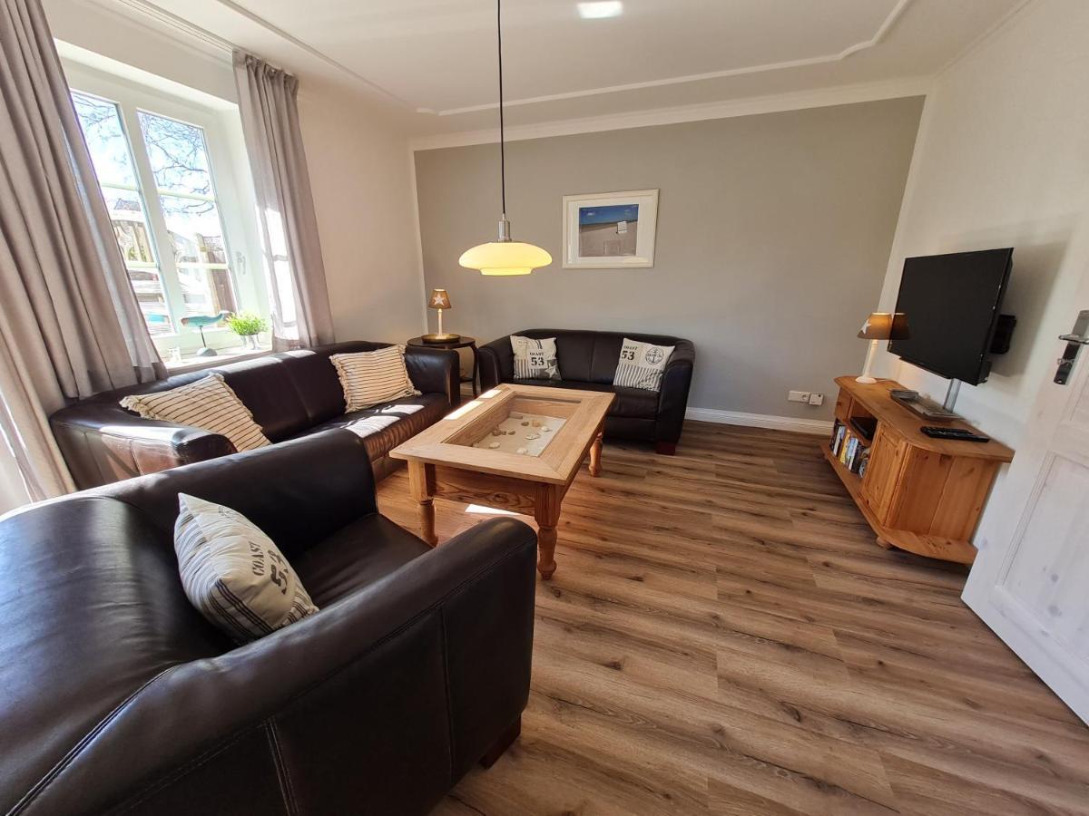Ferienhaus Ellen, Eg Whg Utersum Esterno foto
