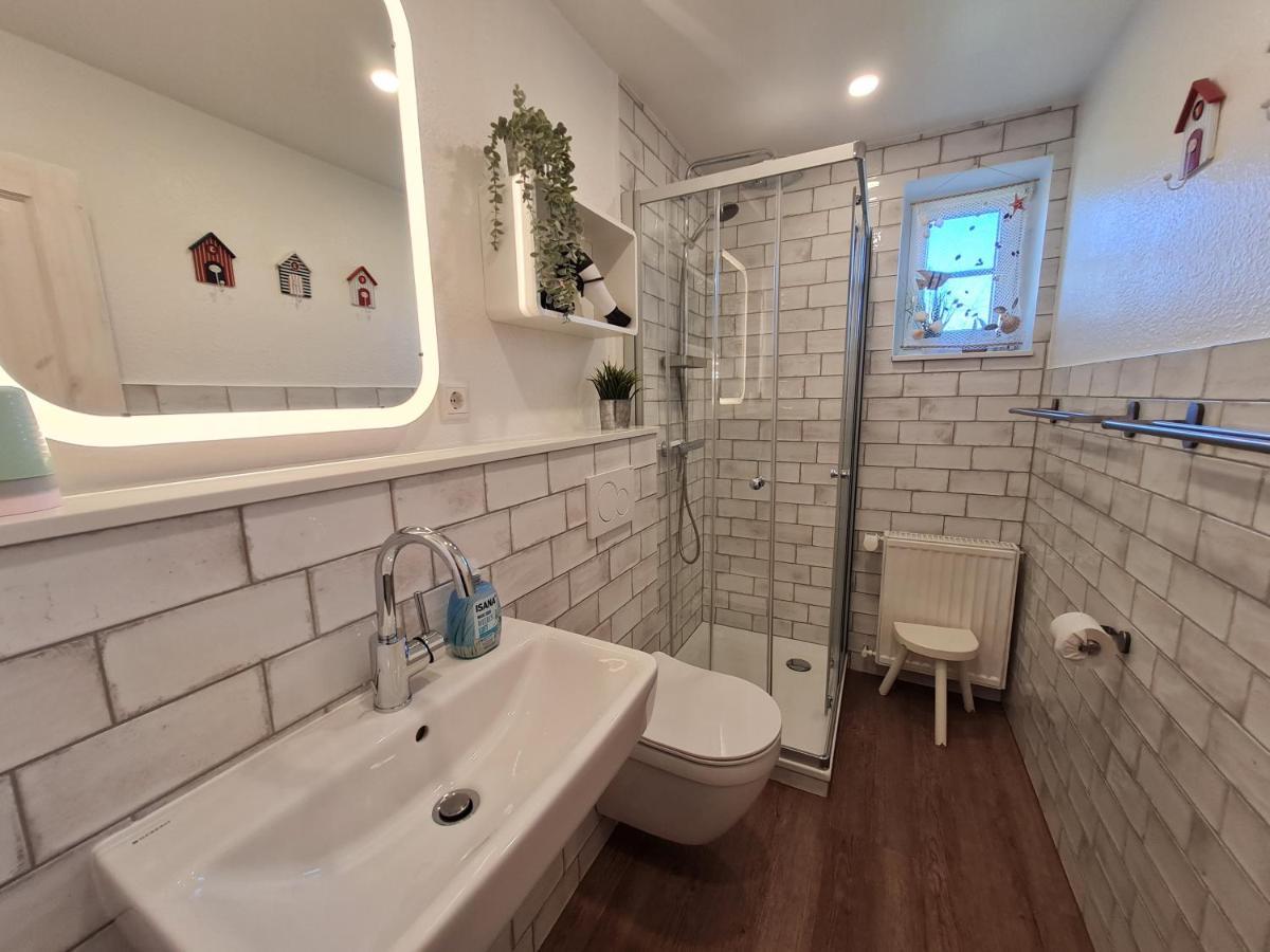Ferienhaus Ellen, Eg Whg Utersum Esterno foto